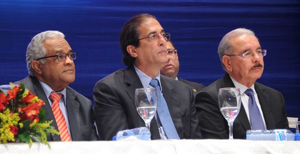 Sánchez_Cárdenas_Gustavo_Montalvo_y_Danilo_Medina.jpg