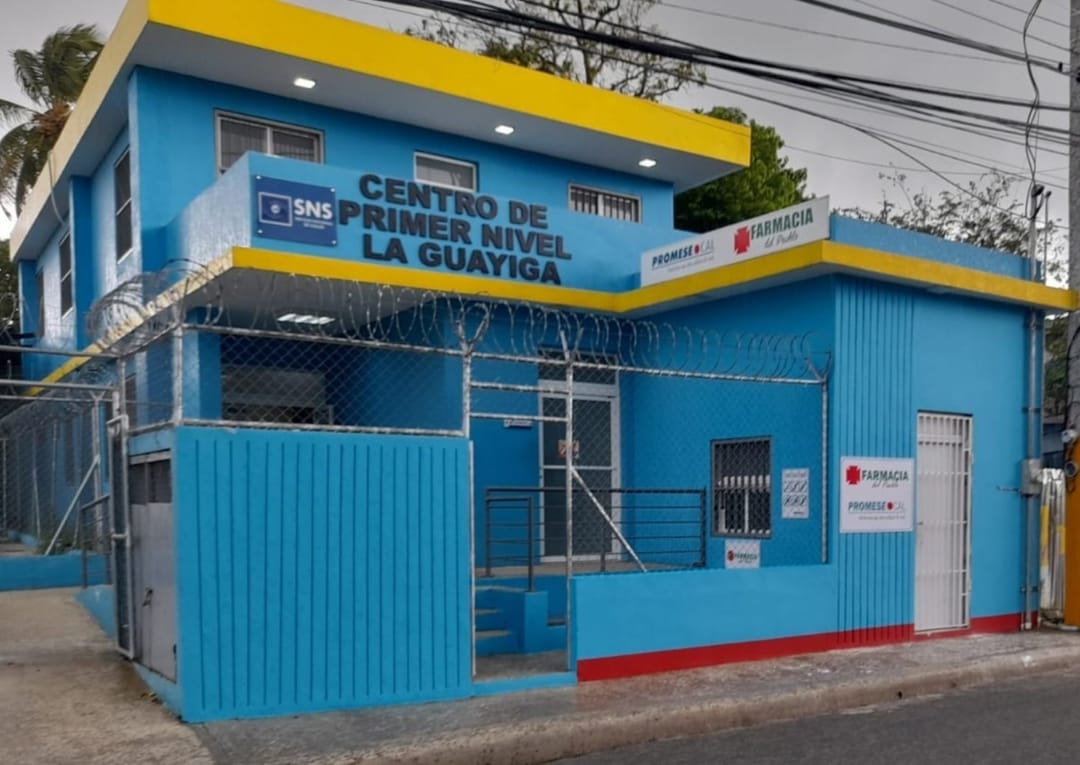 Farmacia_del_Pueblo_La_Guáyiga_1.jpeg