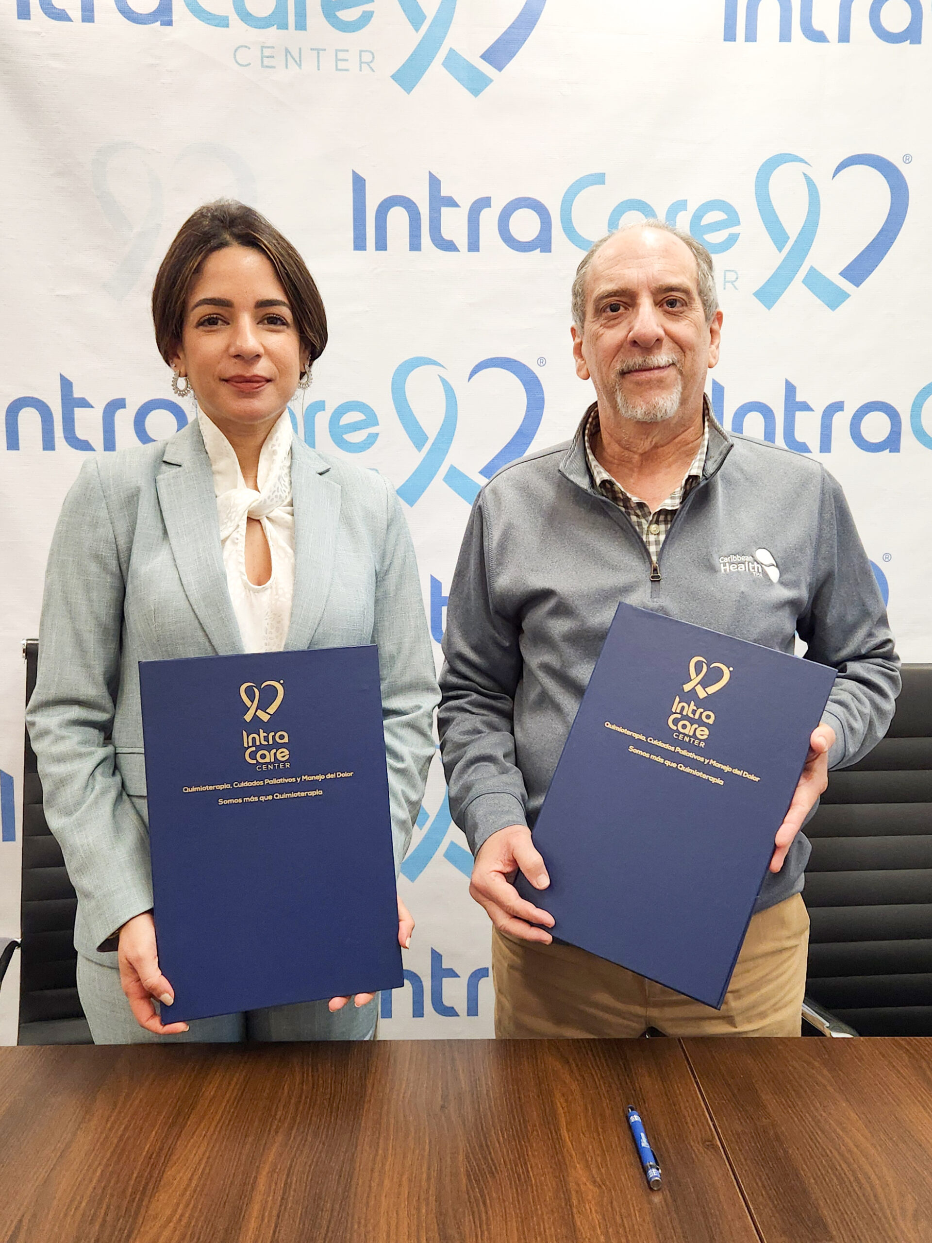 IntraCare Center firma acuerdo a favor de pacientes del Caribe