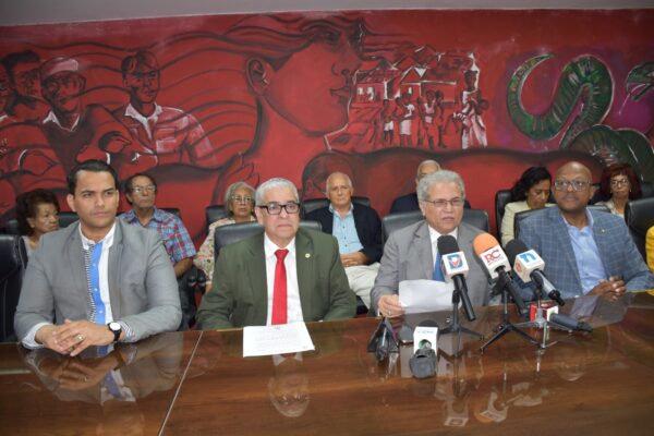 (VIDEO) CMD anuncia huelga de 48 horas por cancelaciones a médicos