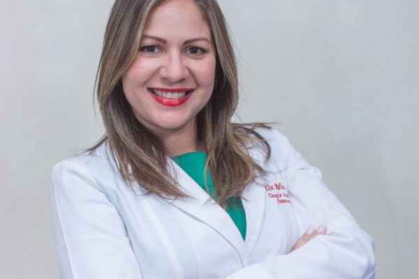 Aseguran prótesis mejoran condiciones pacientes con aneurisma aórtica compleja